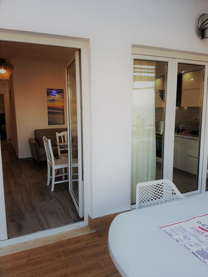 Sofia'S Holiday Apartment Vlorë Exterior foto