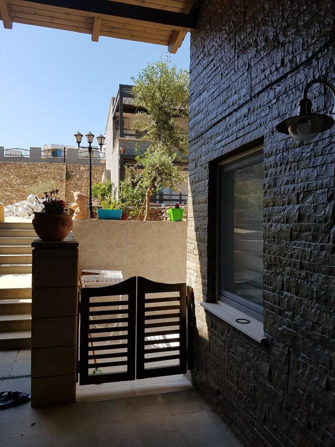 Sofia'S Holiday Apartment Vlorë Exterior foto